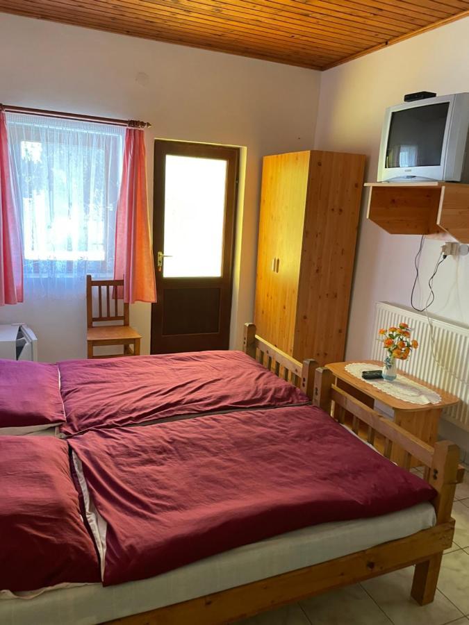 Apartament Zsuzsa Apartman Poroszló Zewnętrze zdjęcie