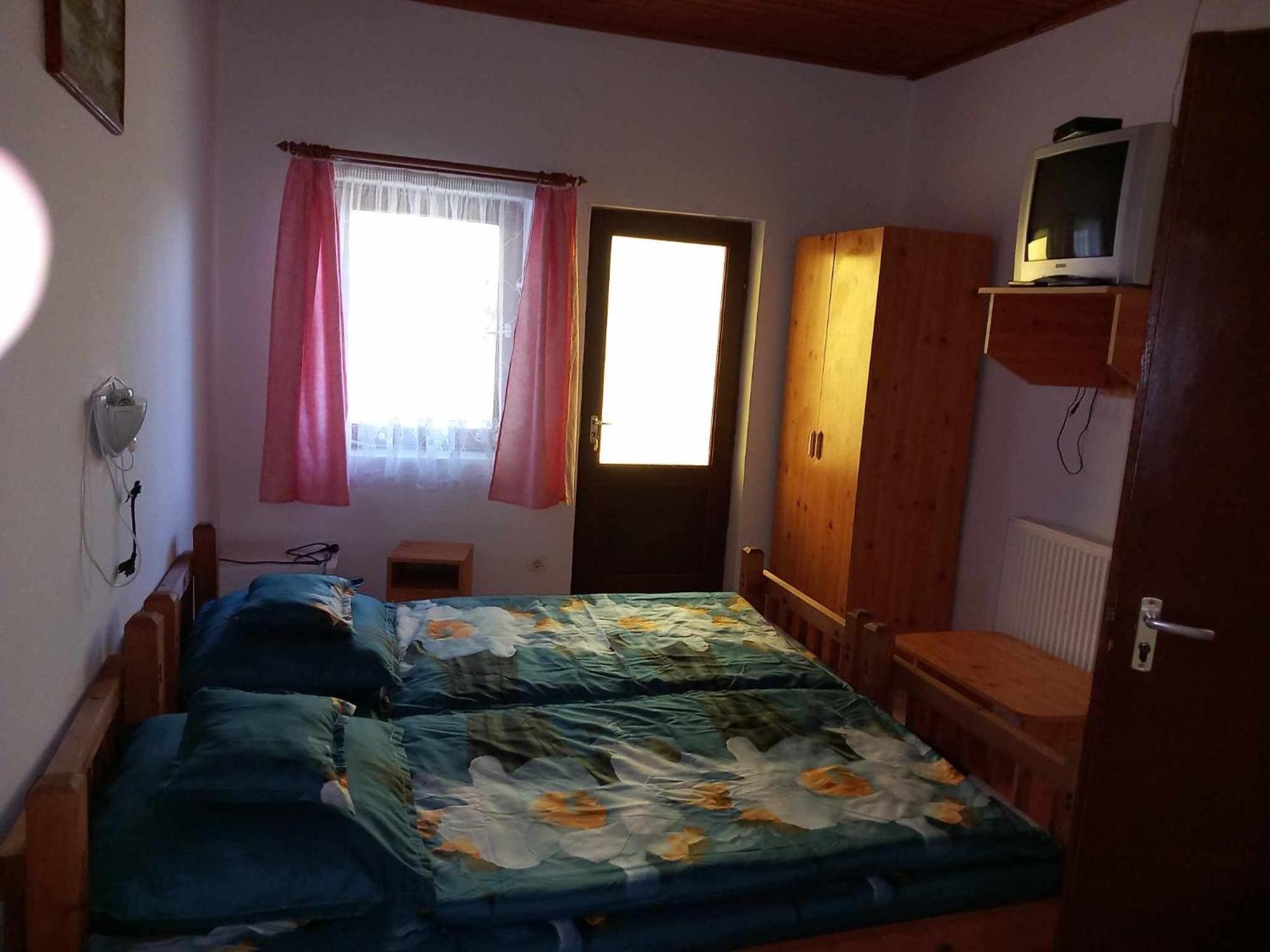 Apartament Zsuzsa Apartman Poroszló Zewnętrze zdjęcie